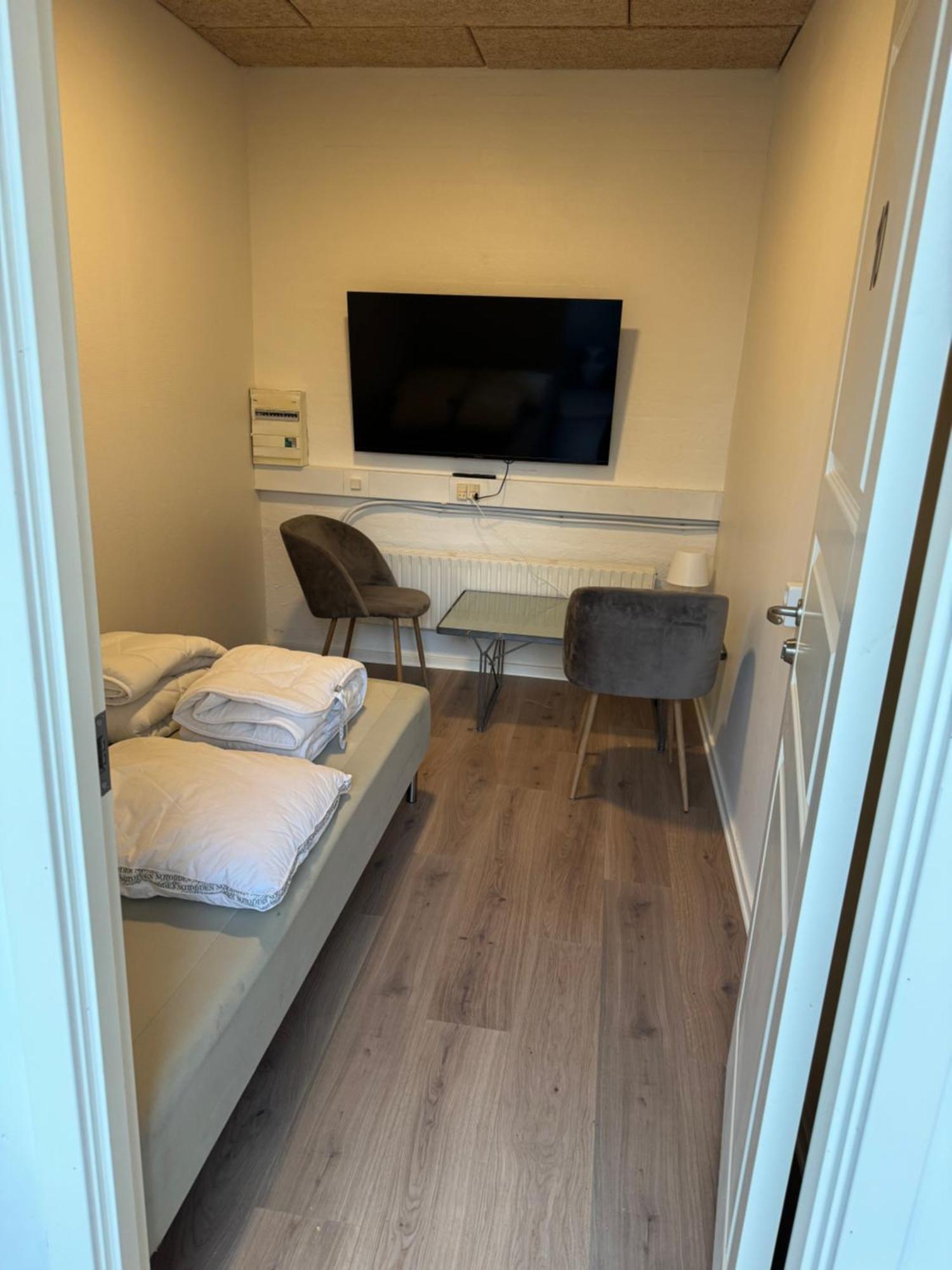 Italian Rooms 9 Aalborg Bagian luar foto